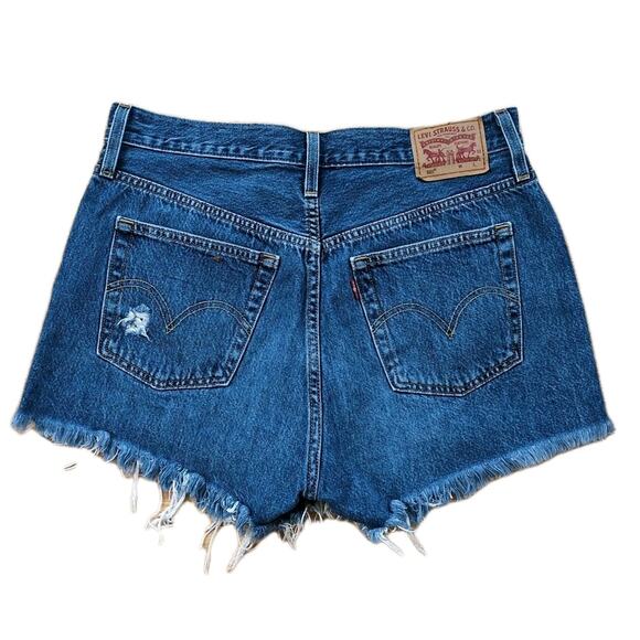 LEVI'S 501 High Rise Short Button Fly Distressed Raw Hem 100% Cotton Women's W29 - Picture 2 of 5